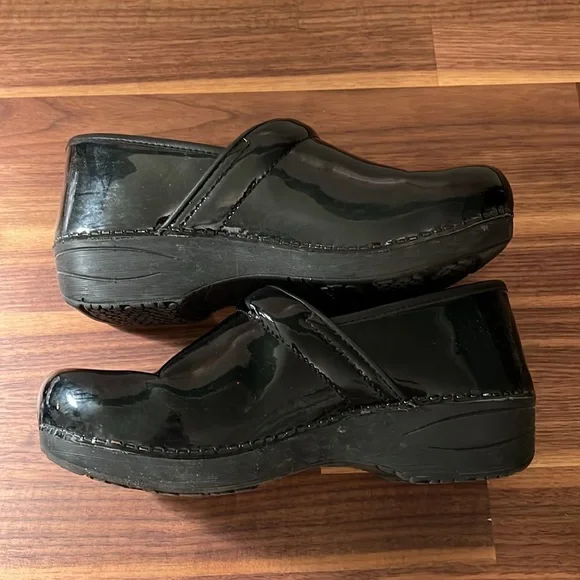 Dansko Clogs - Picture 3 of 5